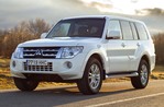 MITSUBISHI MONTERO